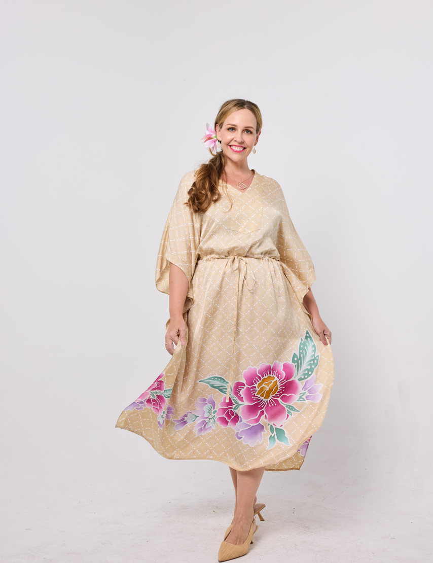 Kaftan Batik: How to Pick One That Flatters (and Travels Well)