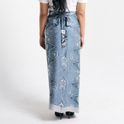 Back View of Batik Pareo – The detailed batik design on the back, highlighting its flowy silhouette