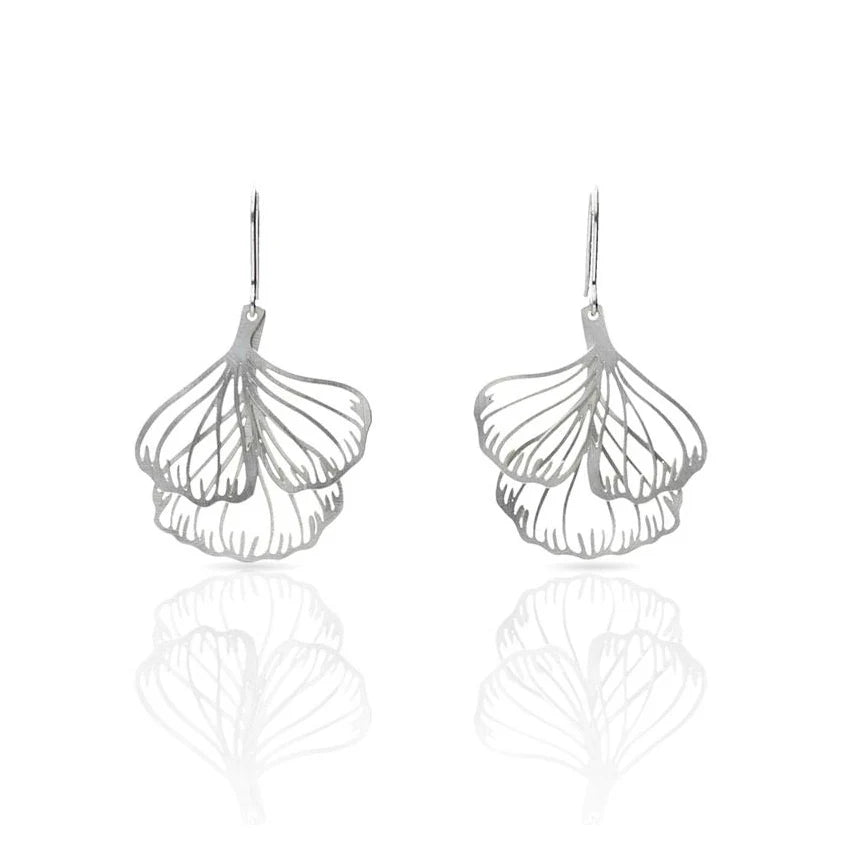 other side of the gold plated earrings 